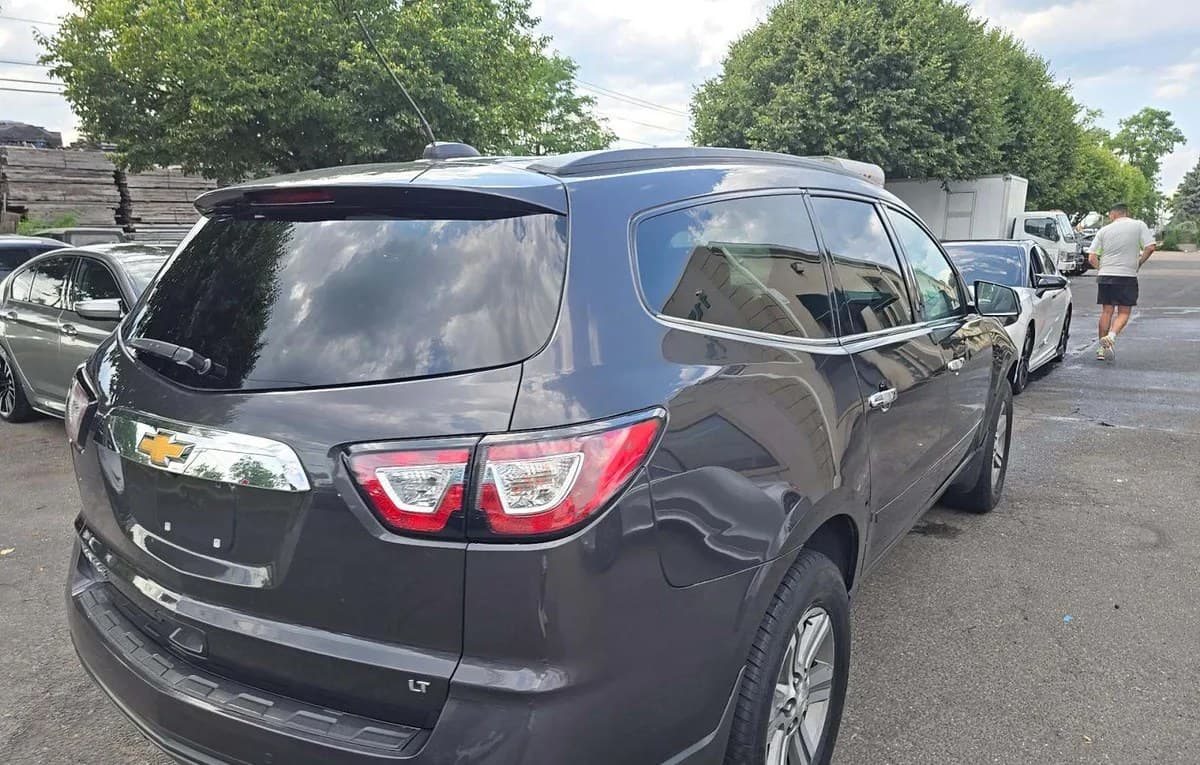 2017 CHEVROLET TRAVERSE LT 2LT 4
