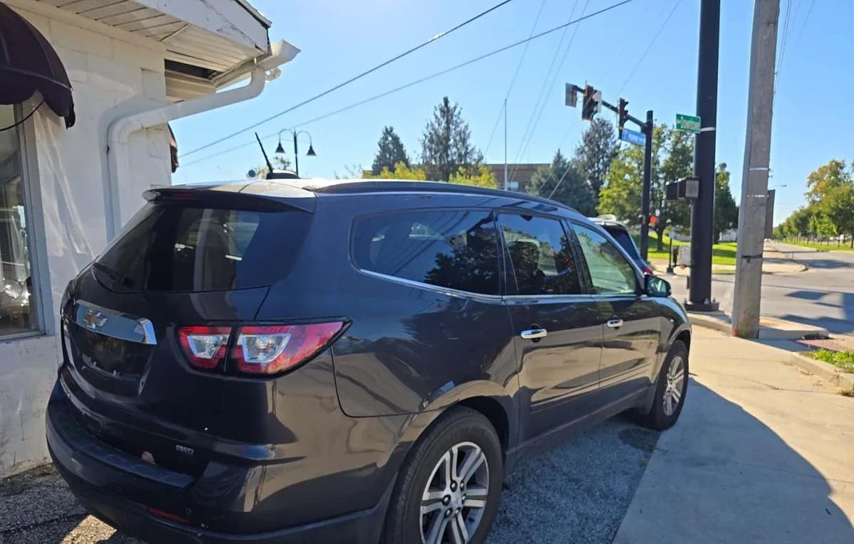 2017 CHEVROLET TRAVERSE LT 4