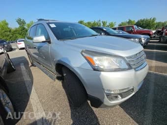 2017 CHEVROLET TRAVERSE LT 4