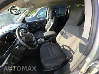 2017 CHEVROLET TRAVERSE LT 8