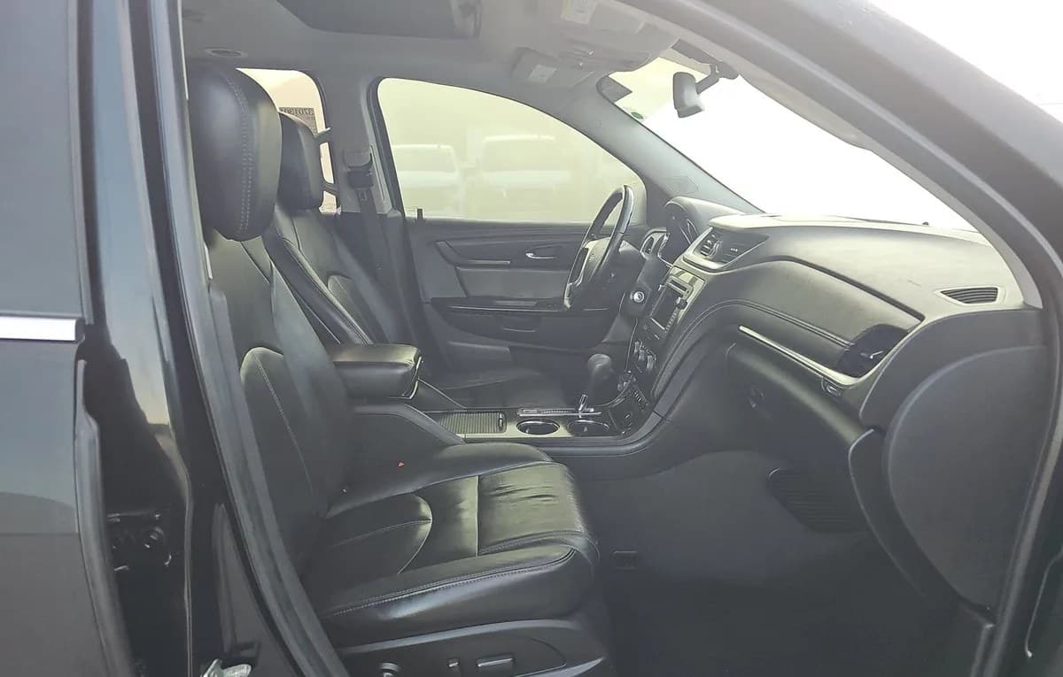 2017 CHEVROLET TRAVERSE LT 2LT 5