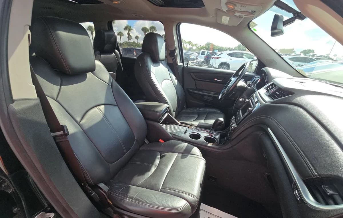 2017 CHEVROLET TRAVERSE LT 2LT 5
