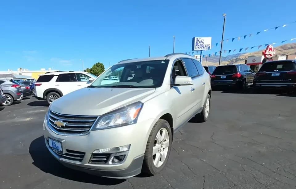 2017 CHEVROLET TRAVERSE Premier 2
