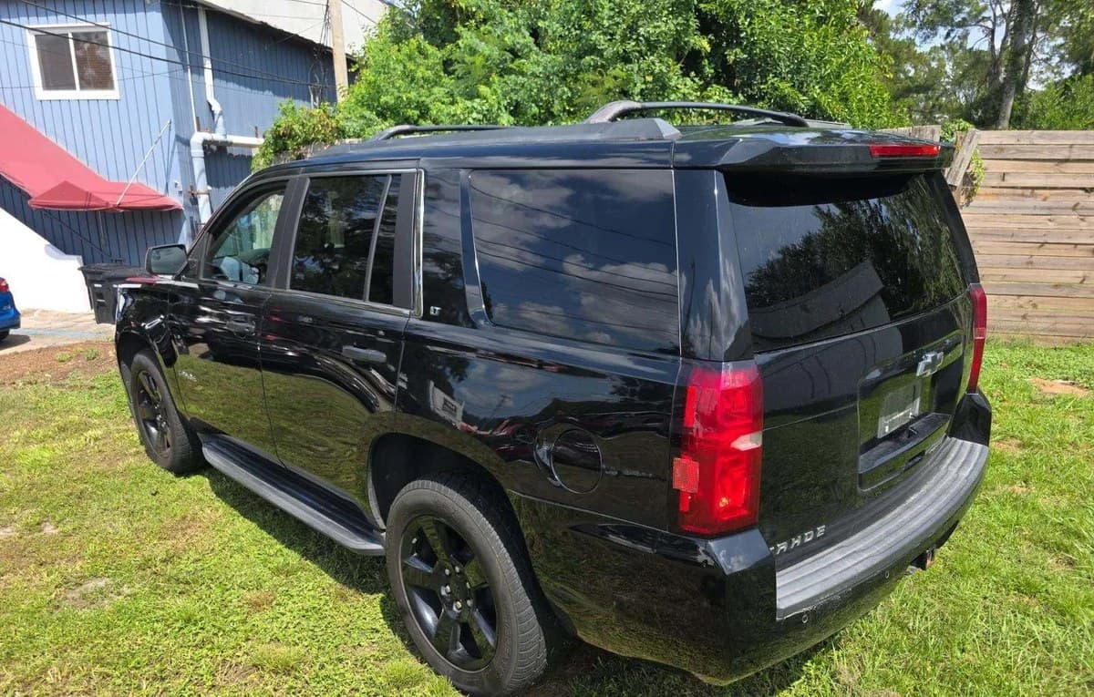 2017 CHEVROLET TAHOE LT 3