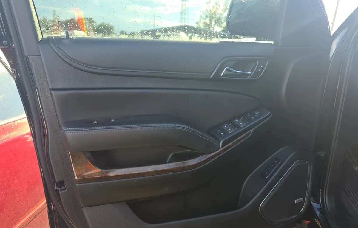 2019 CHEVROLET TAHOE LT 6