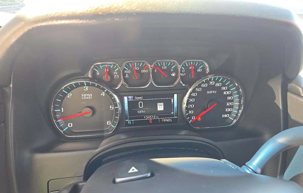 2017 CHEVROLET TAHOE LT 6