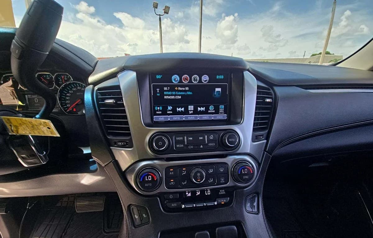 2017 CHEVROLET TAHOE LT 7