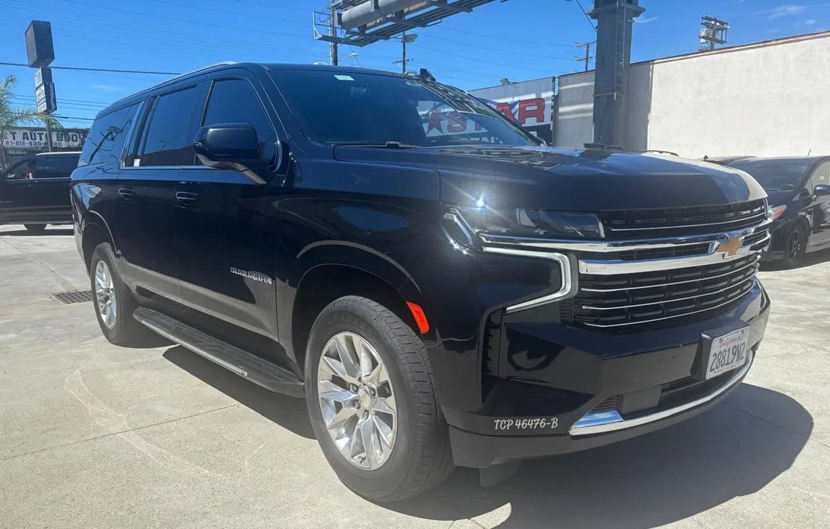 2021 CHEVROLET SUBURBAN LT 2