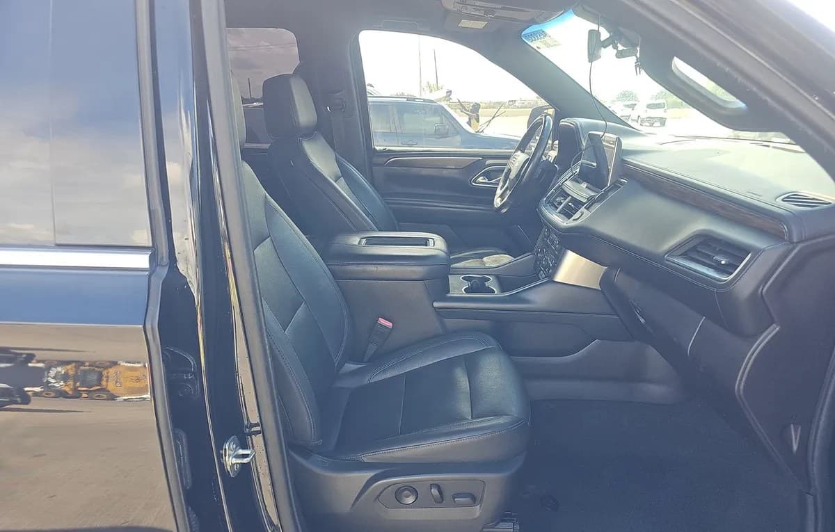 2021 CHEVROLET SUBURBAN LT 5