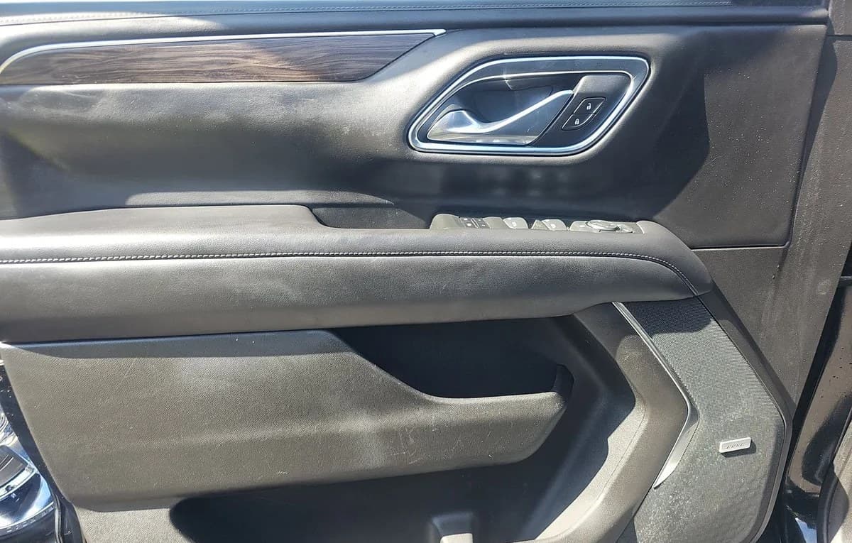2021 CHEVROLET SUBURBAN LT 6