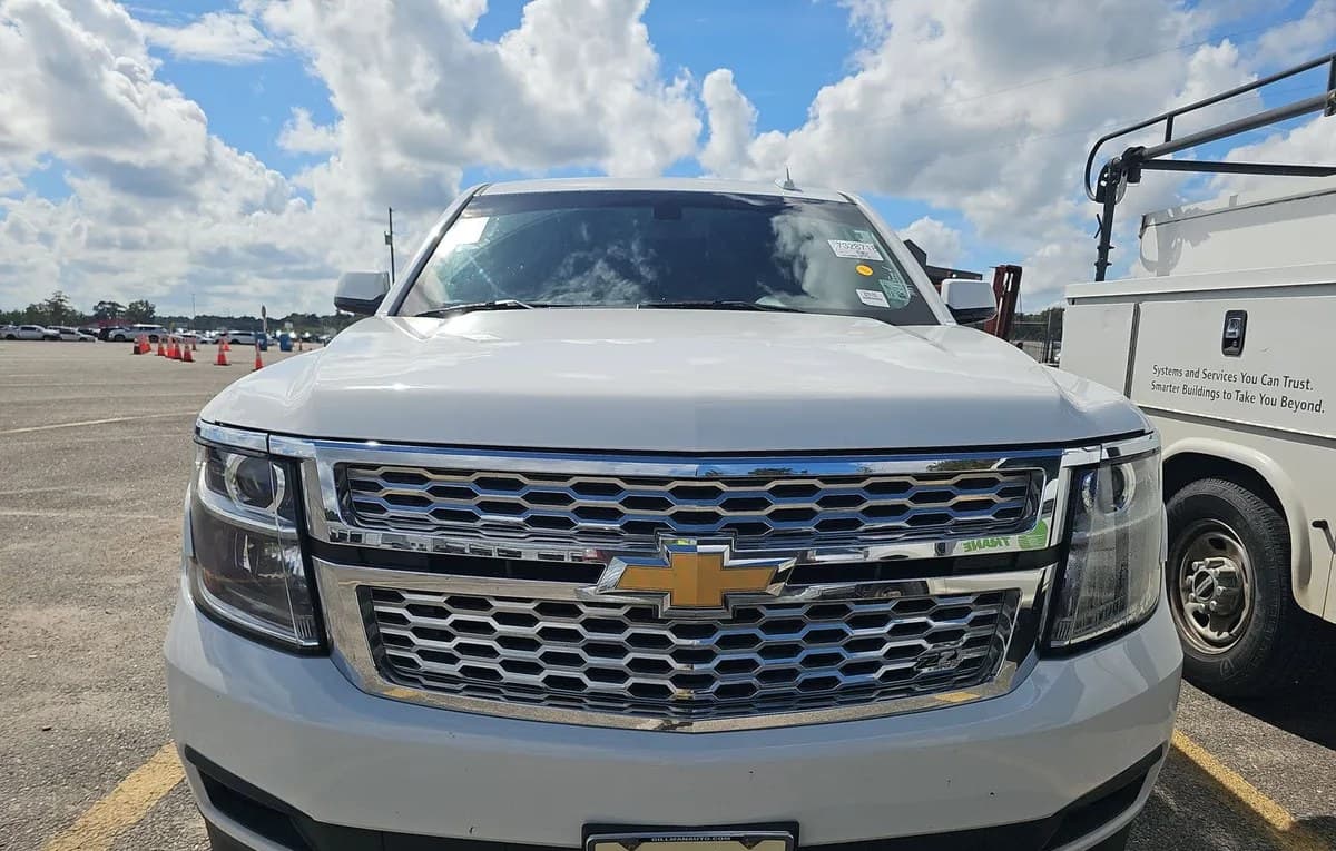 2017 CHEVROLET SUBURBAN LS 3