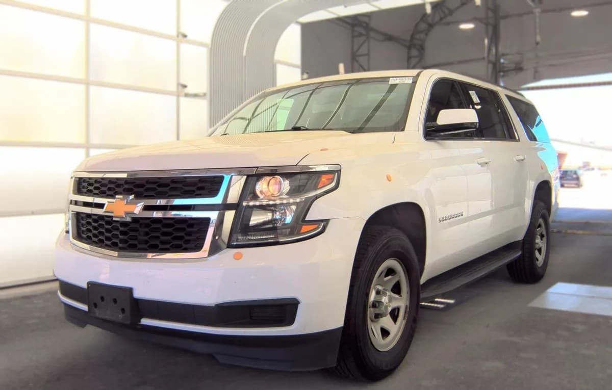 2017 CHEVROLET SUBURBAN Commercial 2