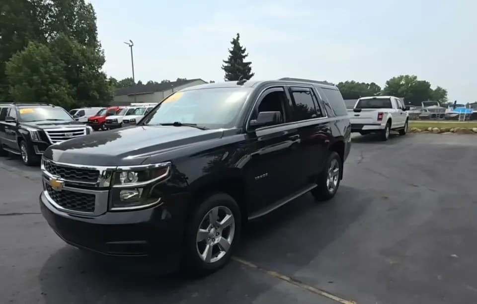 2017 CHEVROLET TAHOE LT 2