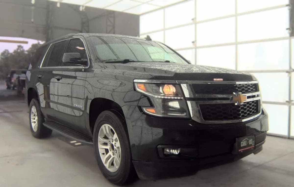 2019 CHEVROLET TAHOE LT 4