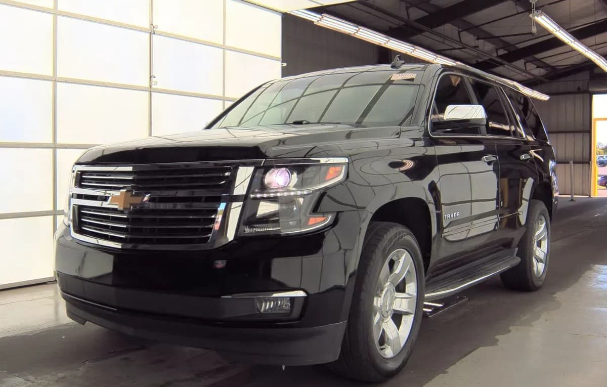 2017 CHEVROLET TAHOE Premier 2