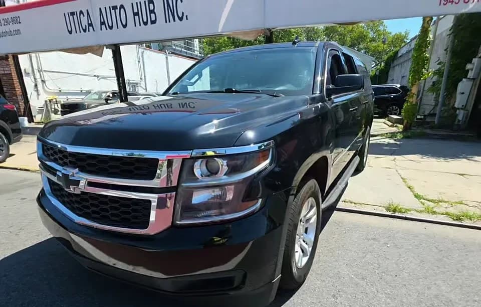 2019 CHEVROLET SUBURBAN LT 2