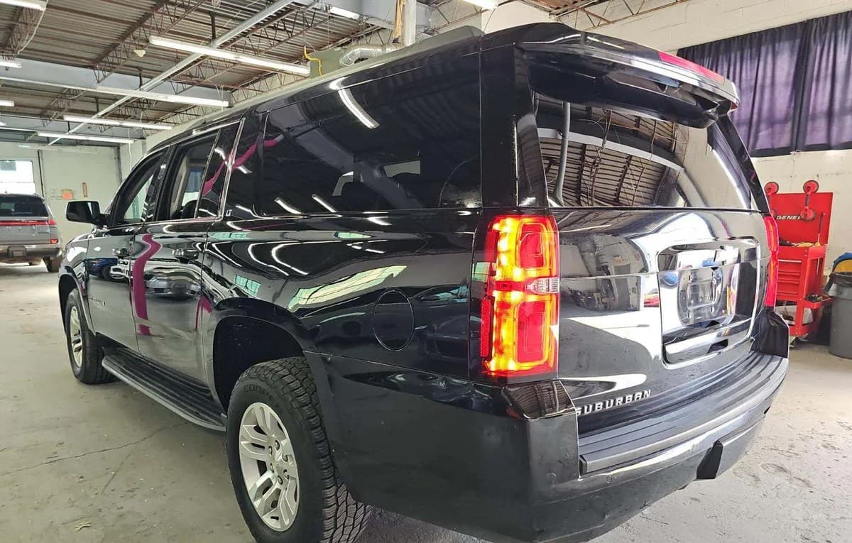 2019 CHEVROLET SUBURBAN LT 3