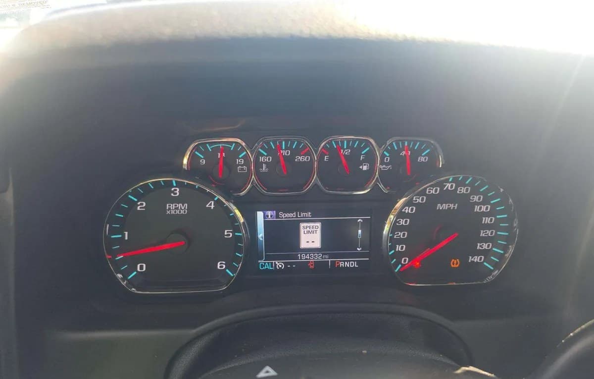 2017 CHEVROLET SUBURBAN LT 6