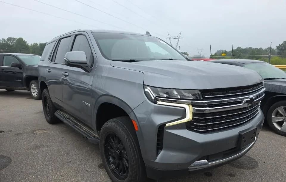 2021 CHEVROLET TAHOE LT 4