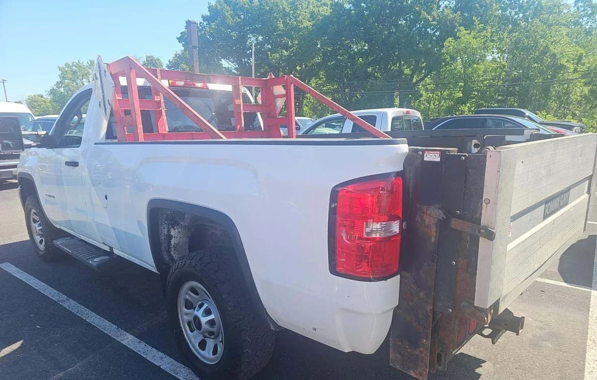 2017 GMC SIERRA 2500HD REGULAR CAB LONG BED 1SA 3