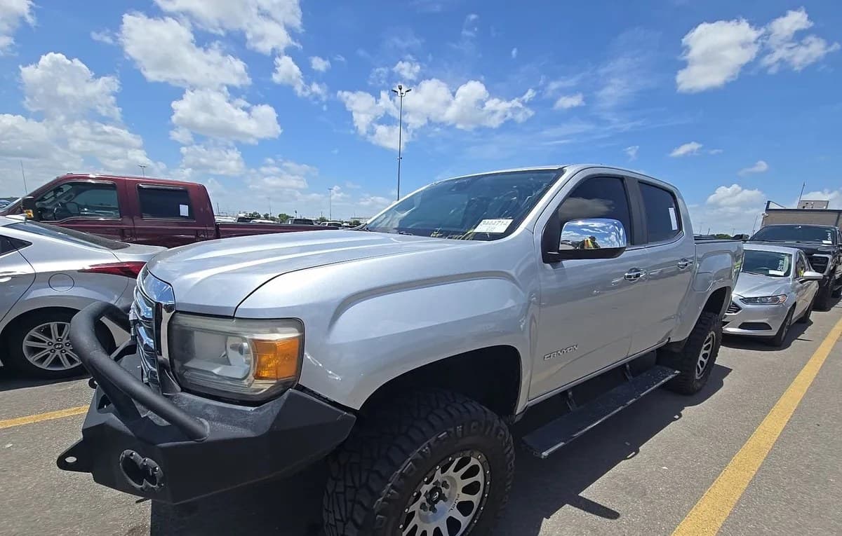 2017 GMC CANYON SLT CREW CAB MEDIUM BED 4LT 2