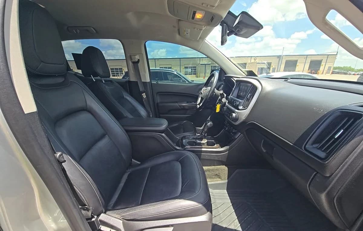 2017 GMC CANYON SLT CREW CAB MEDIUM BED 4LT 5