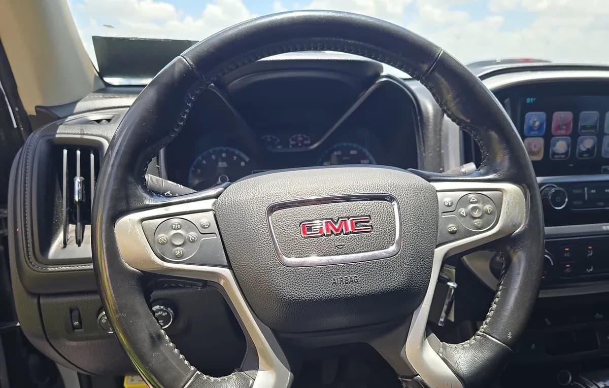 2017 GMC CANYON SLT CREW CAB MEDIUM BED 4LT 7