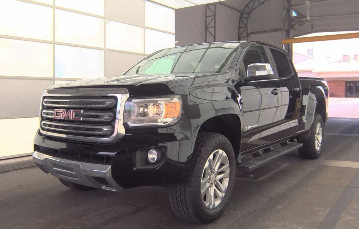 2017 GMC CANYON SLT CREW CAB LONG BED 4LT 2