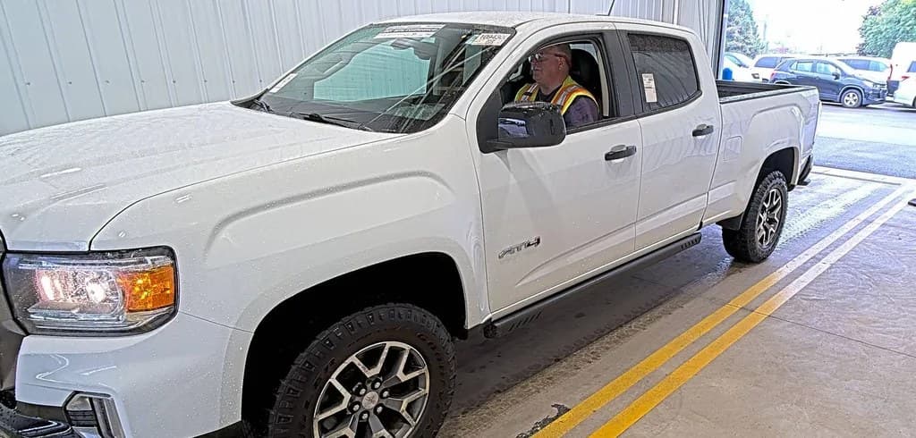 2022 GMC CANYON AT4 CREW CAB LONG BED 4SB W/LEATHER
