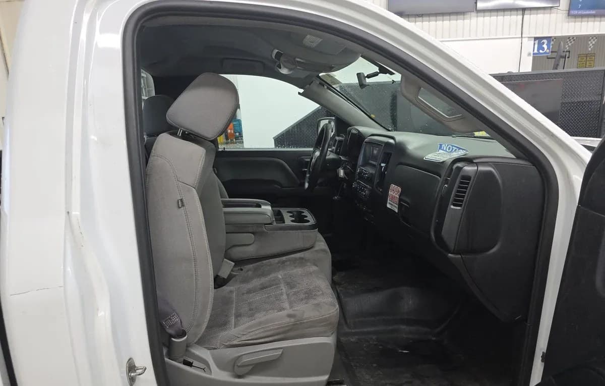 2017 GMC SIERRA 1500 REGULAR CAB LONG BED 1SA 5