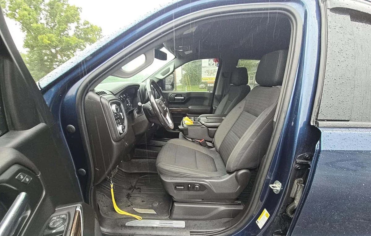 2020 GMC SIERRA 1500 ELEVATION CREW CAB MEDIUM BED 4
