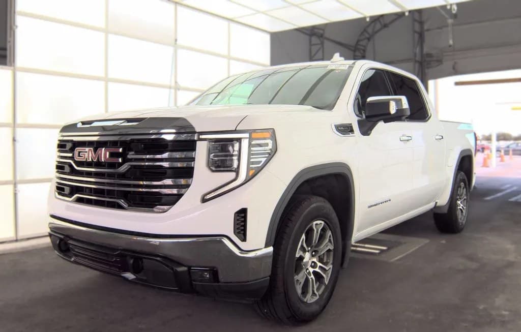 2025 GMC SIERRA 1500 SLT CREW CAB SHORT BED 4SA