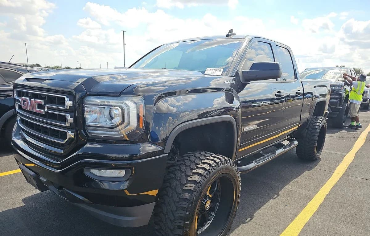 2017 GMC SIERRA 1500 EXTENDED CAB MEDIUM BED 1SA 2