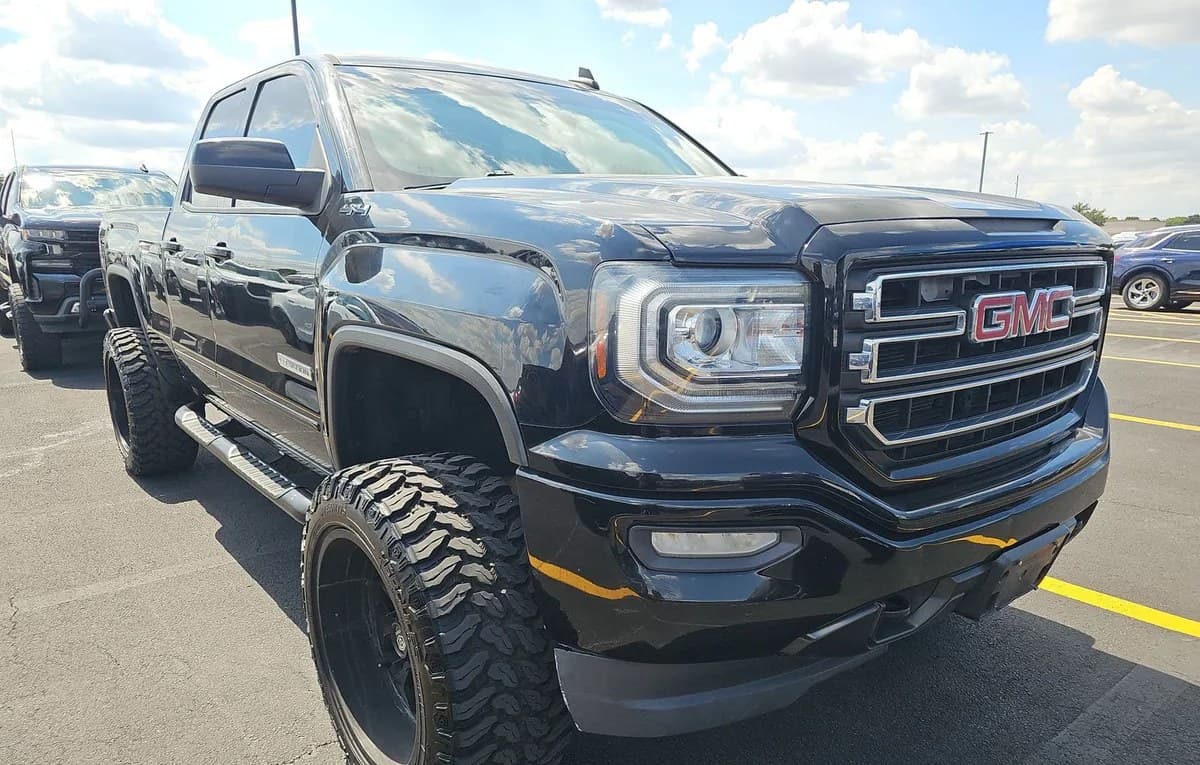2017 GMC SIERRA 1500 EXTENDED CAB MEDIUM BED 1SA 4