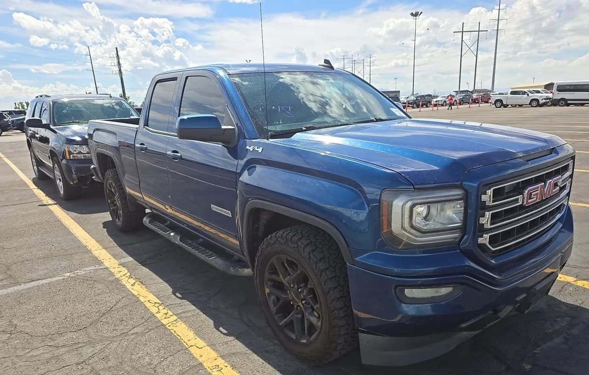 2017 GMC SIERRA 1500 EXTENDED CAB MEDIUM BED 1SA 4