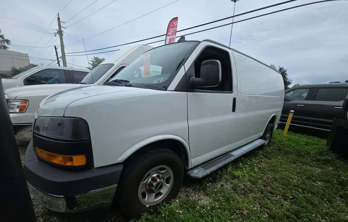 2021 GMC SAVANA 2500 CARGO VAN 1WT 135.2" WB 2