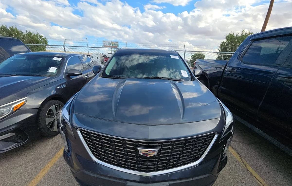 2019 CADILLAC XT4 Luxury 3