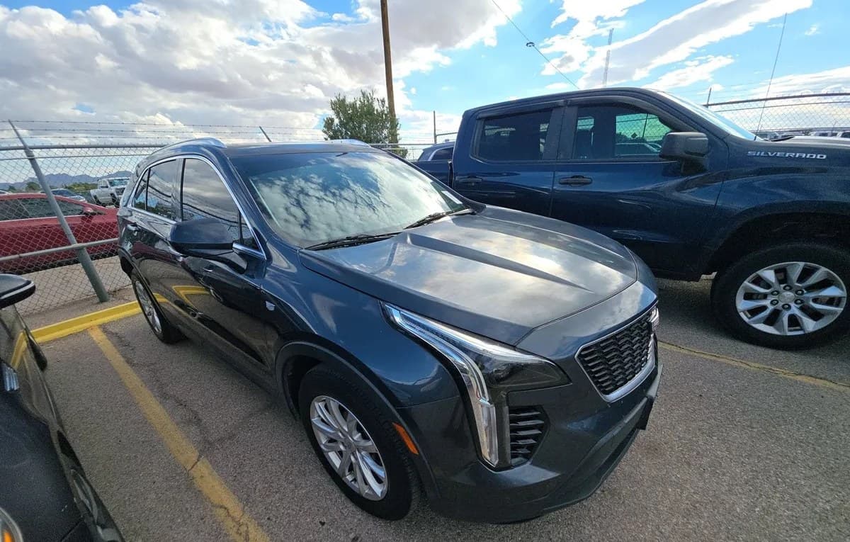 2019 CADILLAC XT4 Luxury 4
