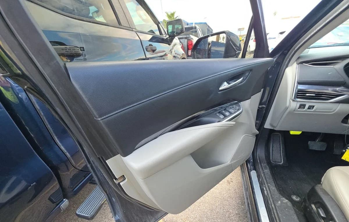 2019 CADILLAC XT4 Luxury 6