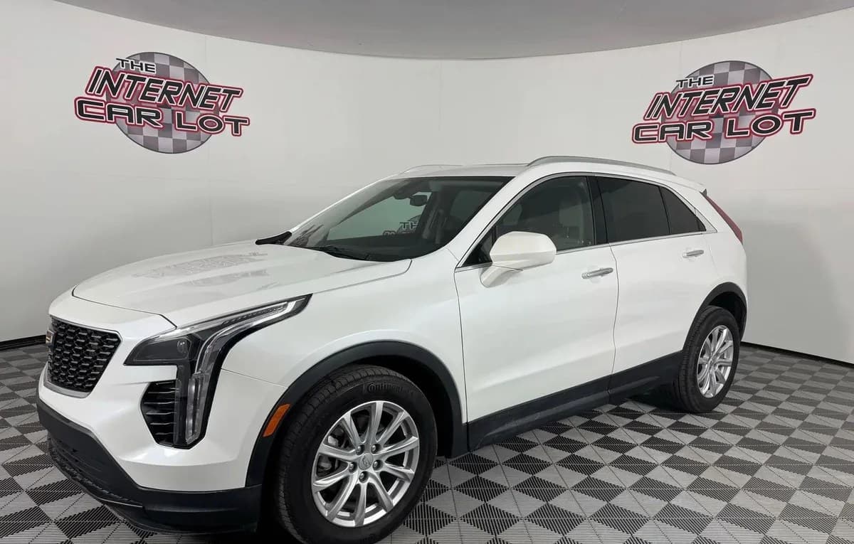 2019 CADILLAC XT4 Luxury 4