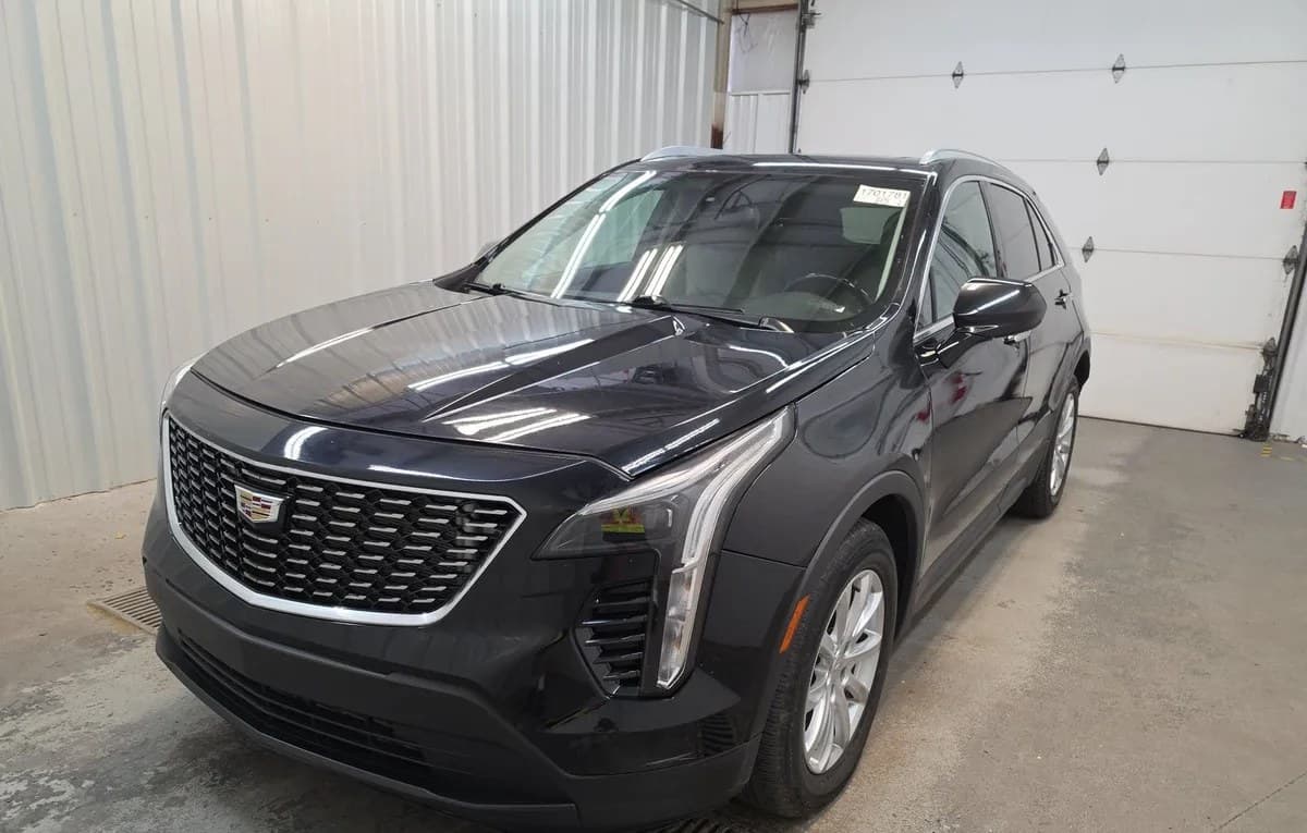 2019 CADILLAC XT4 Luxury 2