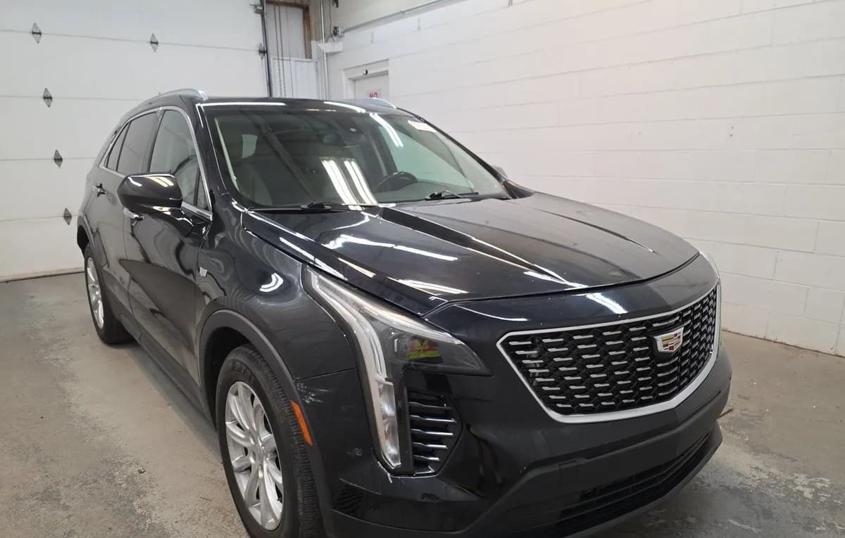 2019 CADILLAC XT4 Luxury 4