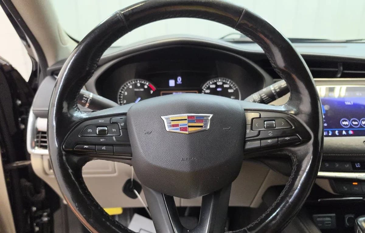 2019 CADILLAC XT4 Luxury 7