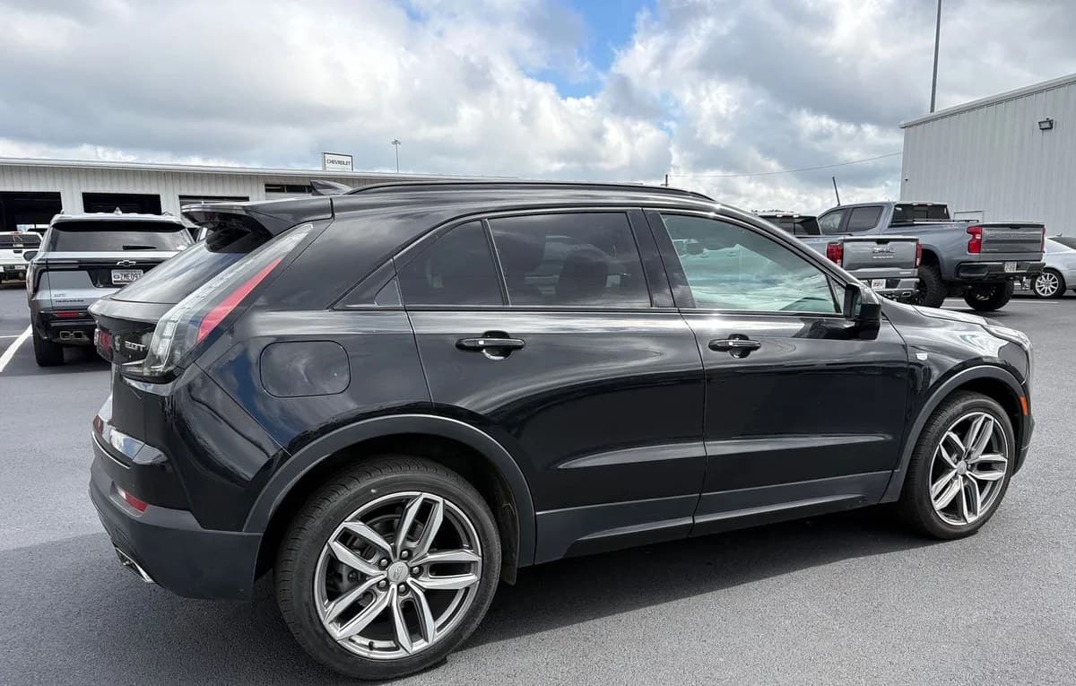 2019 CADILLAC XT4 Sport 5