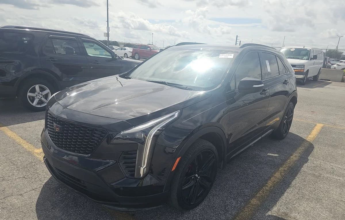 2021 CADILLAC XT4 Sport 2