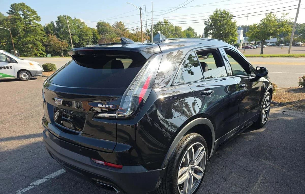 2019 CADILLAC XT4 Sport 4