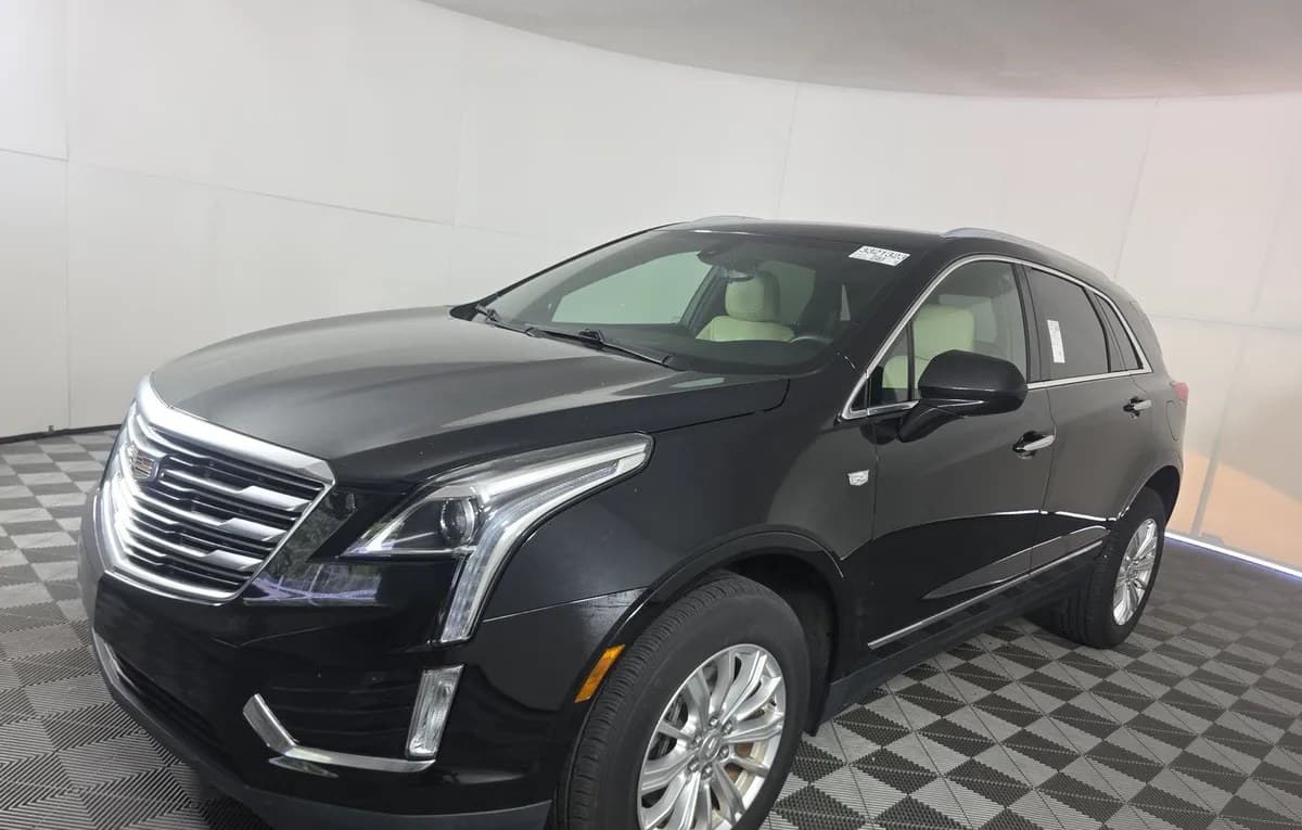 2019 CADILLAC XT5 Base 2