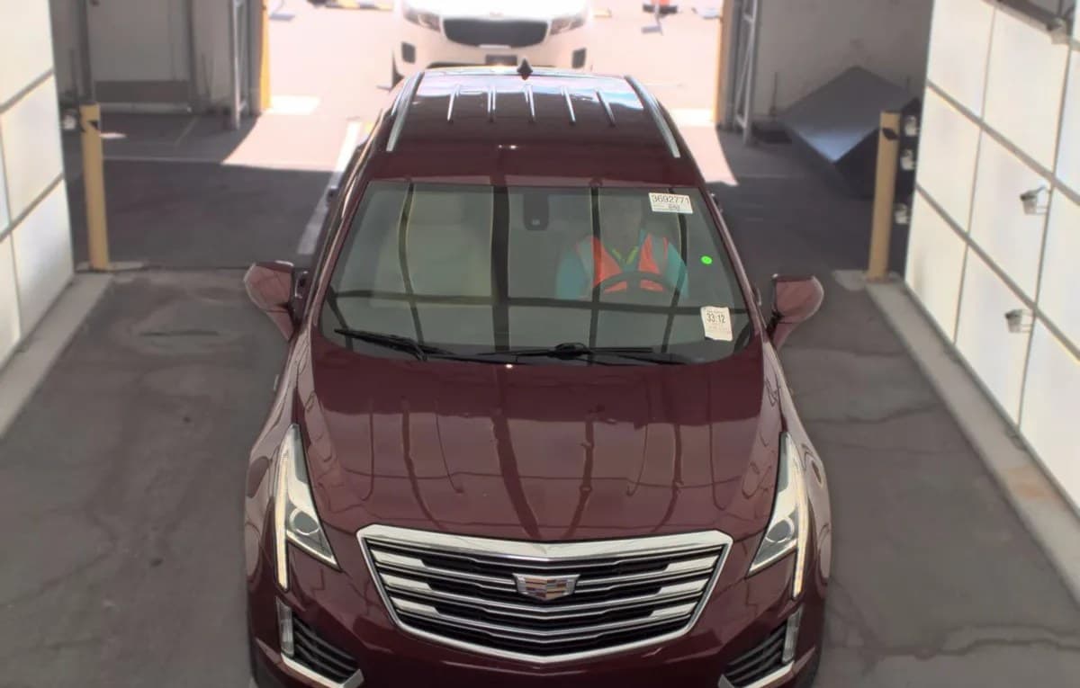 2017 CADILLAC XT5 Base 3