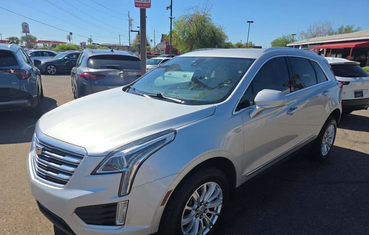 2019 CADILLAC XT5 Base 2