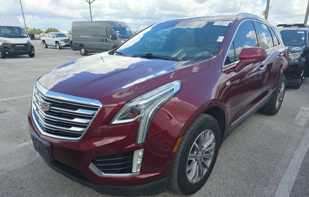 2017 CADILLAC XT5 Luxury 2